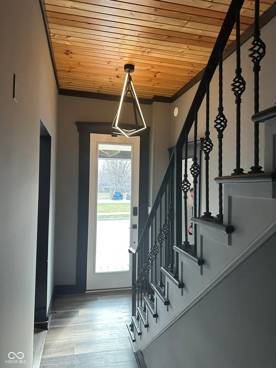 484 E Jefferson Street, Franklin, IN 46131 - Image #2