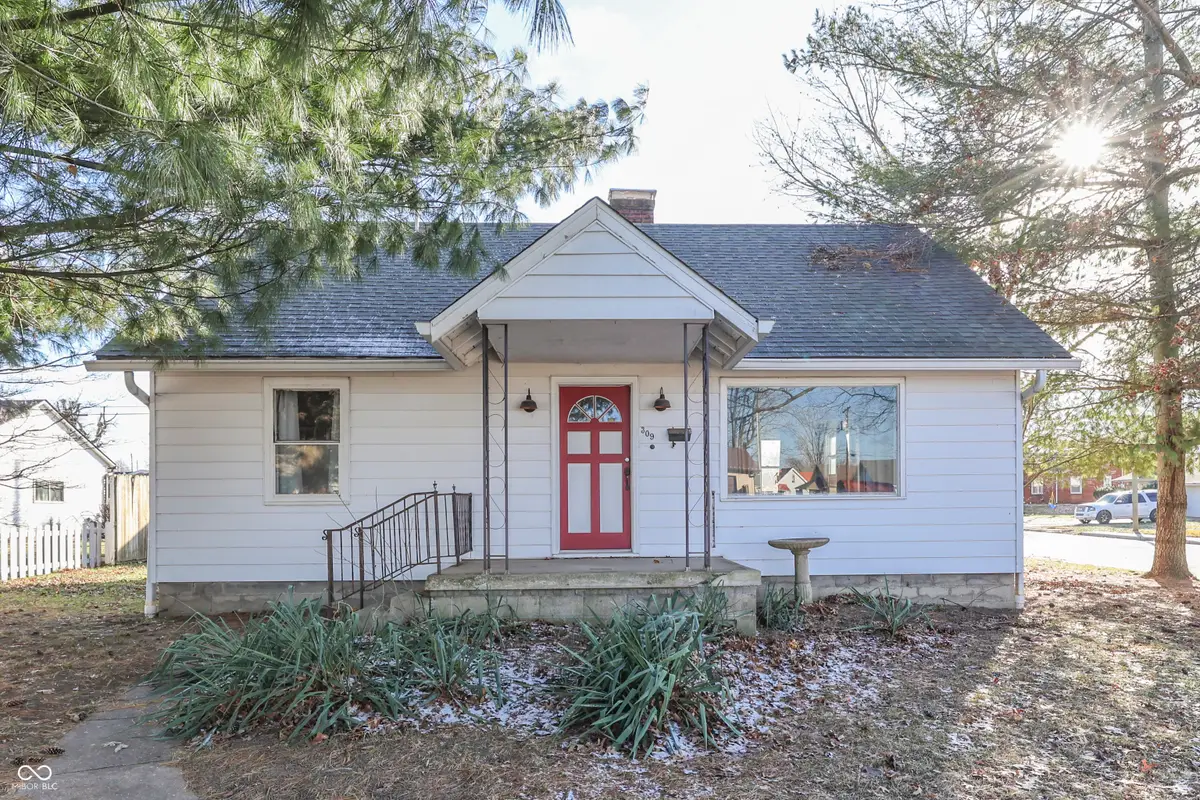 309 E Garfield Avenue, Martinsville, IN 46151 - Image #1