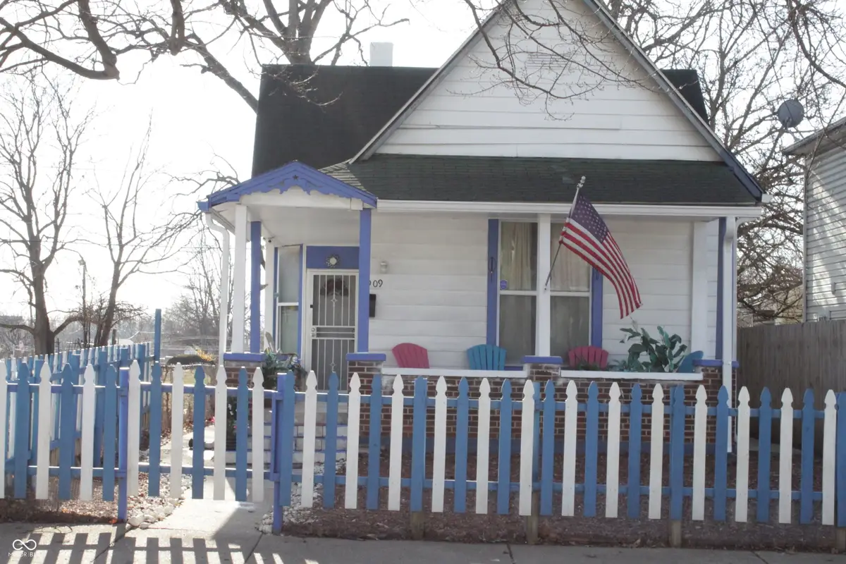 909 W 29th Street, Indianapolis, IN 46208 - #1