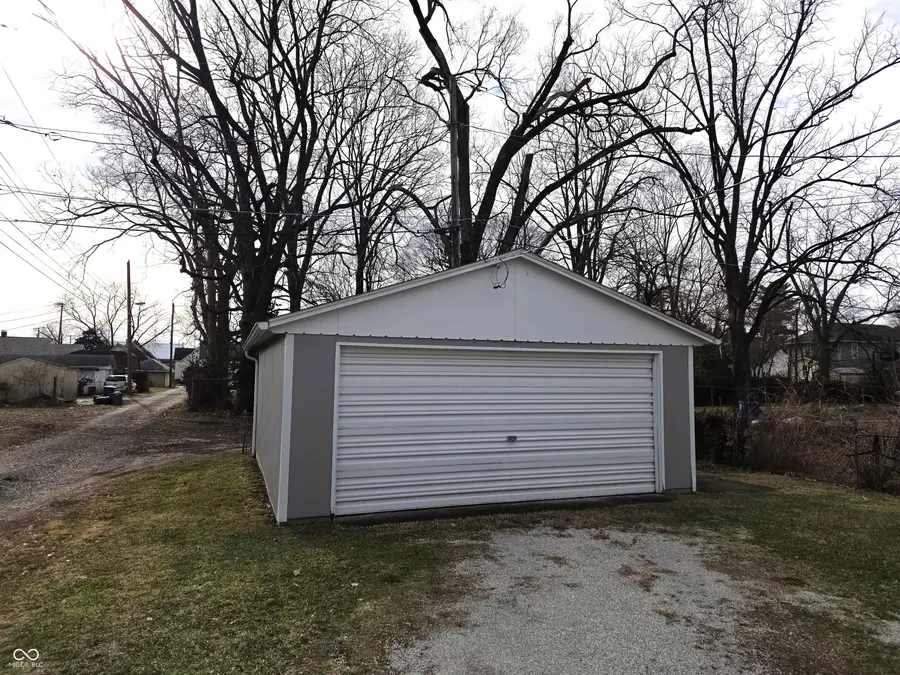 315 W South Street, Shelbyville, IN 46176 - Image #2