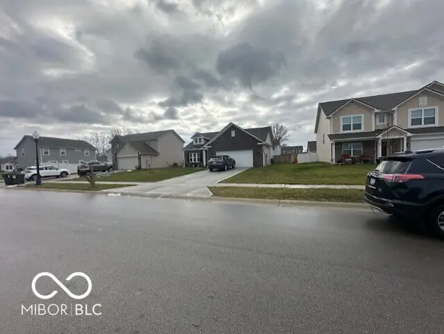 6569 W Sailboat Drive, Greenfield, IN 46140 - Image #3