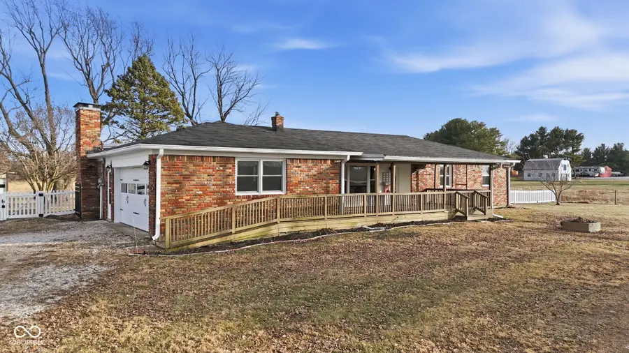 1925 N County Road 200 E, Danville, IN 46122 - Image #3