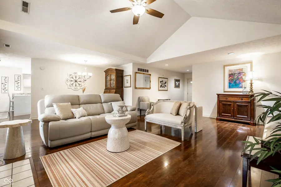 1733 Cloister Drive, Indianapolis, IN 46260 - Image #3