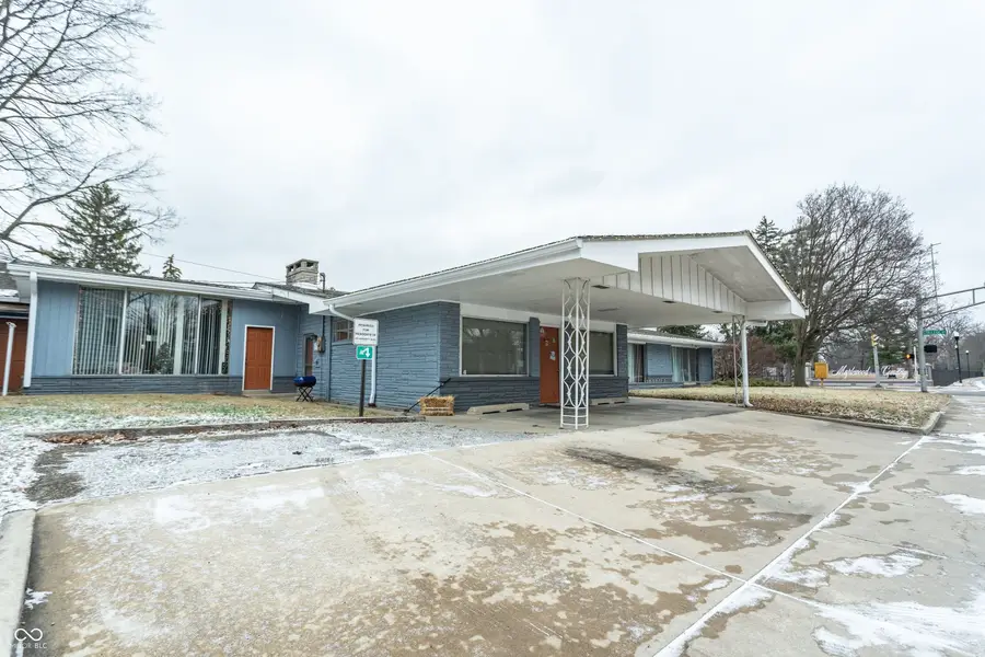 225 College Drive, Anderson, IN 46012 - Image #2