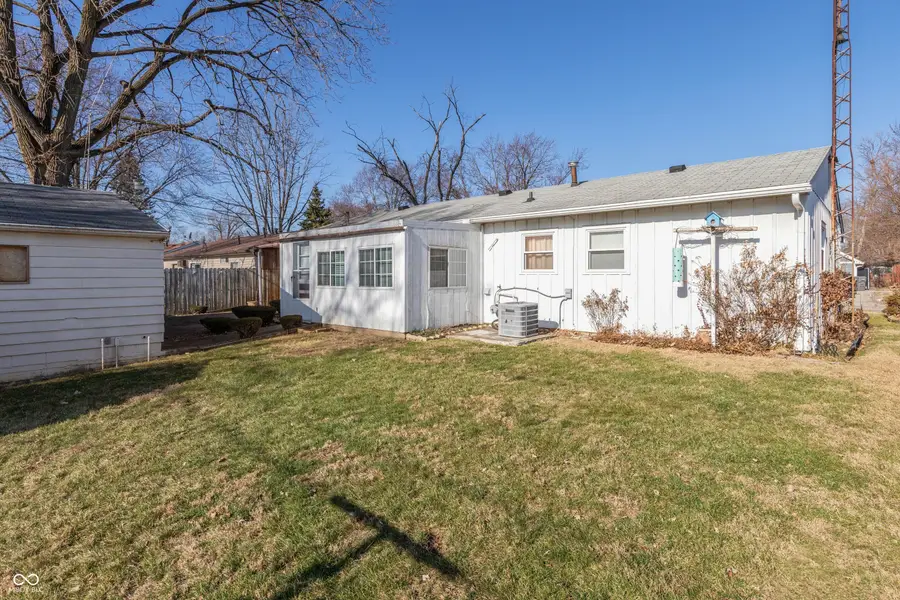 5901 Getz Lane, Indianapolis, IN 46254 - Image #2