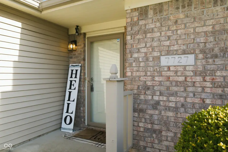7727 Blackthorn Circle, Indianapolis, IN 46236 - Image #3