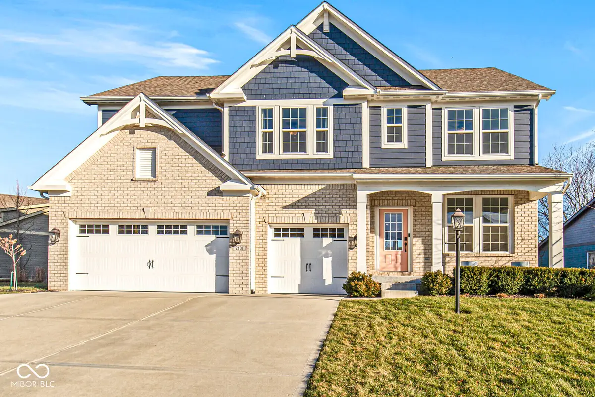 2401 Woodcreek Crossing Boulevard, Avon, IN 46123 - Image #1