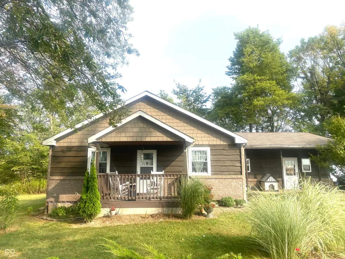 5904 N County Road 600 E, Bainbridge, IN 46105 - #1