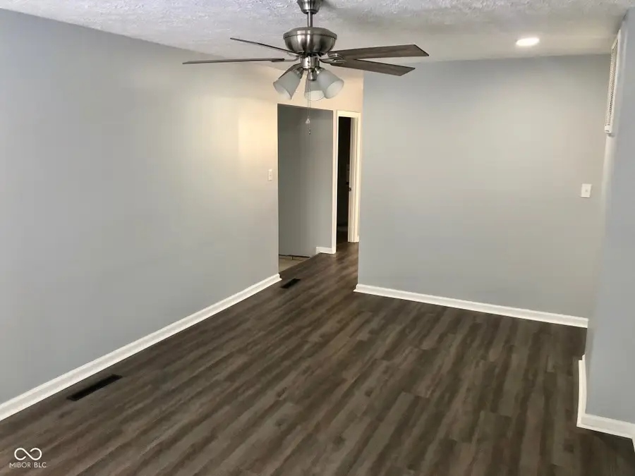 6161 Meadowlark Drive, Indianapolis, IN 46226 - Image #3