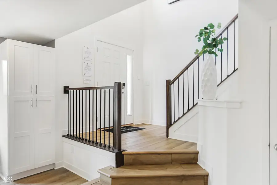 9335 Clarendon Drive, Fishers, IN 46038 - Image #2