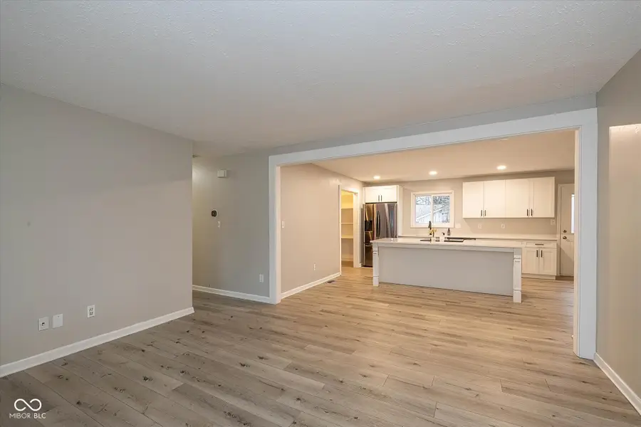 6859 Bloomfield Drive E, Indianapolis, IN 46259 - Image #3