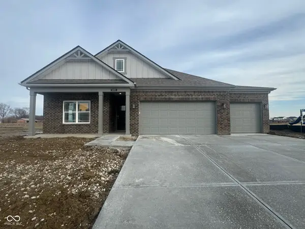 5885 Norfolk Row, Greenwood, IN 46143