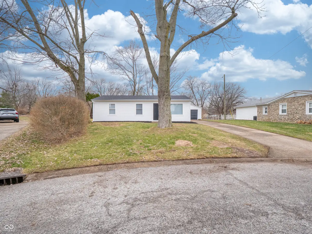 618 Circle Court, Whiteland, IN 46184 - Image #1