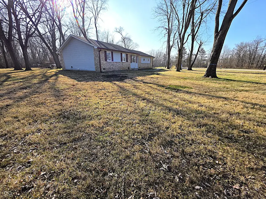 10261 N Rooker Road, Mooresville, IN 46158 - Image #2