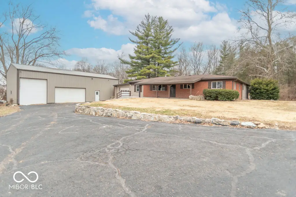 1649 W County Road 100 N, Greencastle, IN 46135 - Image #1