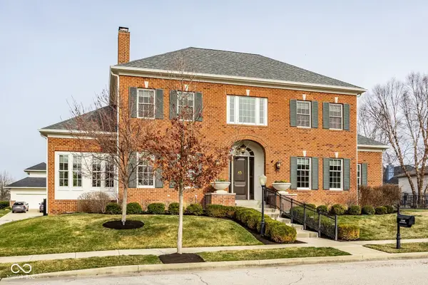 13168 Frogmore Street, Carmel, IN 46032