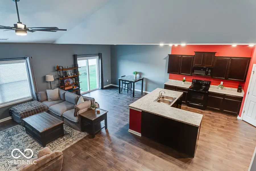 578 N Crystal Drive, Fortville, IN 46040 - Image #2