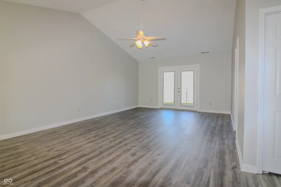 1437 Millridge Drive, Greenwood, IN 46143 - Image #2