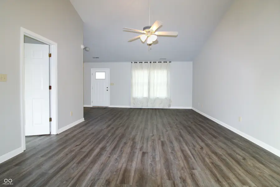 1437 Millridge Drive, Greenwood, IN 46143 - Image #3