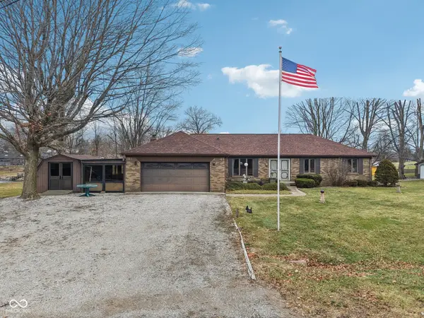 6924 E Meadows Drive, Camby, IN 46113