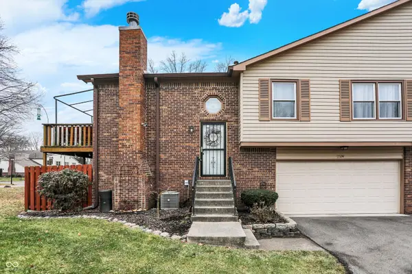 2534 N Willow Way, Indianapolis, IN 46268