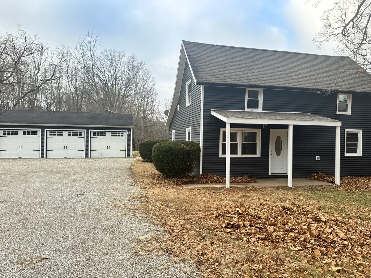 829 W 300 S, Crawfordsville, IN 47933 - Image #1