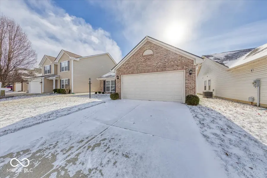 1039 Swinton Way, Westfield, IN 46074 - #2