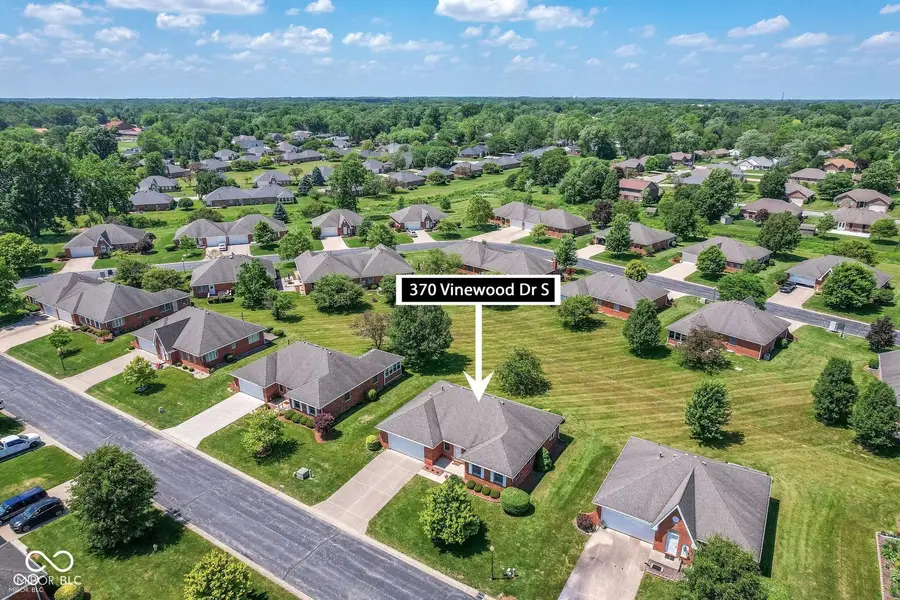 370 Vinewood Drive S, Brownsburg, IN 46112 - Image #3