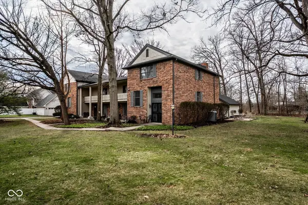 9043 Moorhead Drive, Indianapolis, IN 46268