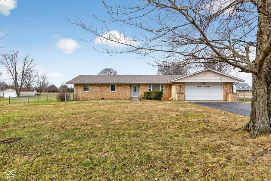 6138 N 75 W, Whiteland, IN 46184 - Image #2