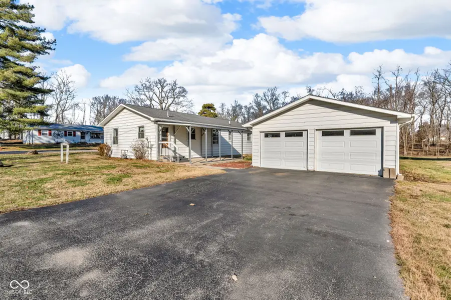 505 Race Street, Hope, IN 47246 - #2