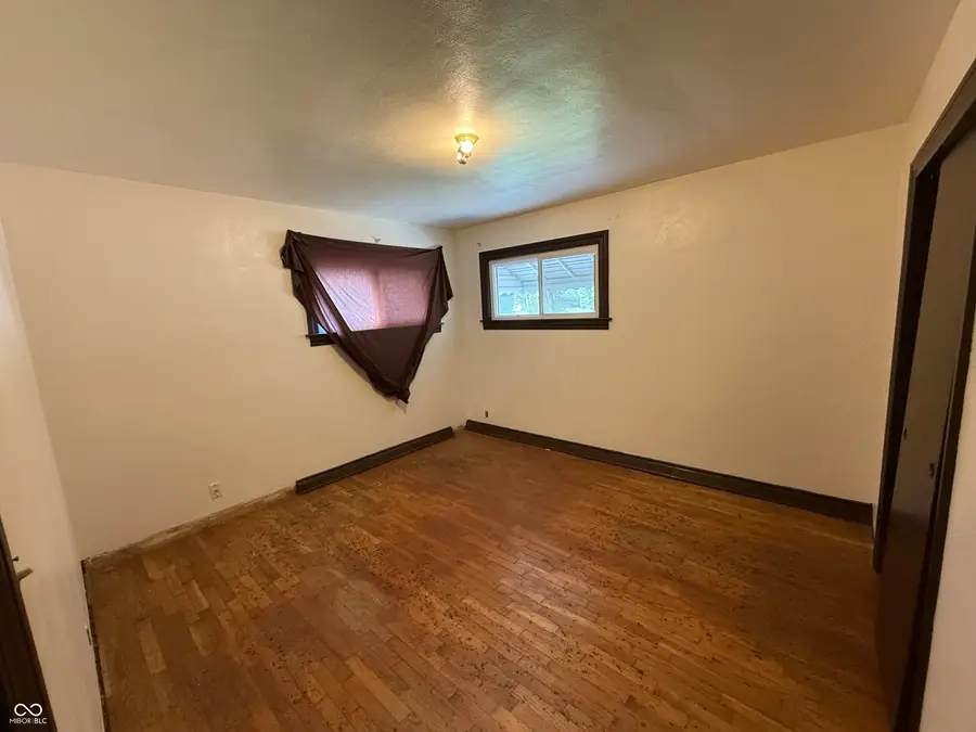 1227 W 9th Street, Anderson, IN 46016 - #3