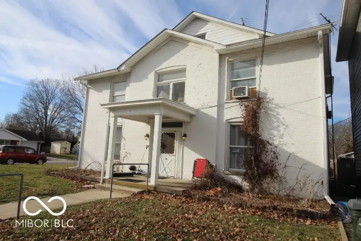 36 S Jefferson Street, Knightstown, IN 46148 - #1