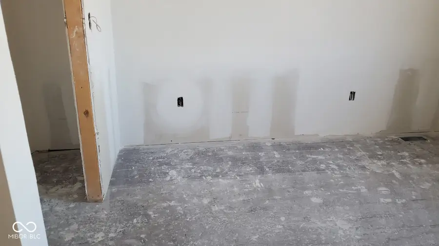 322 S Chicago Street, Royal Center, IN 46978 - #2