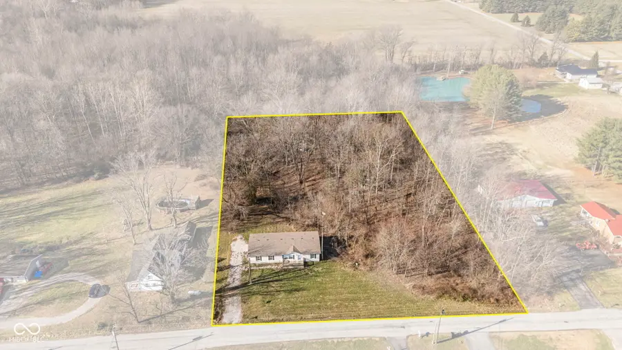 6897 N Bogardus Road, Austin, IN 47102 - #2