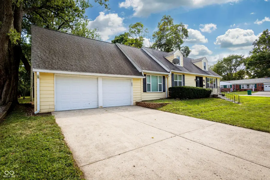 963 W Clinton Street, Danville, IN 46122 - #2