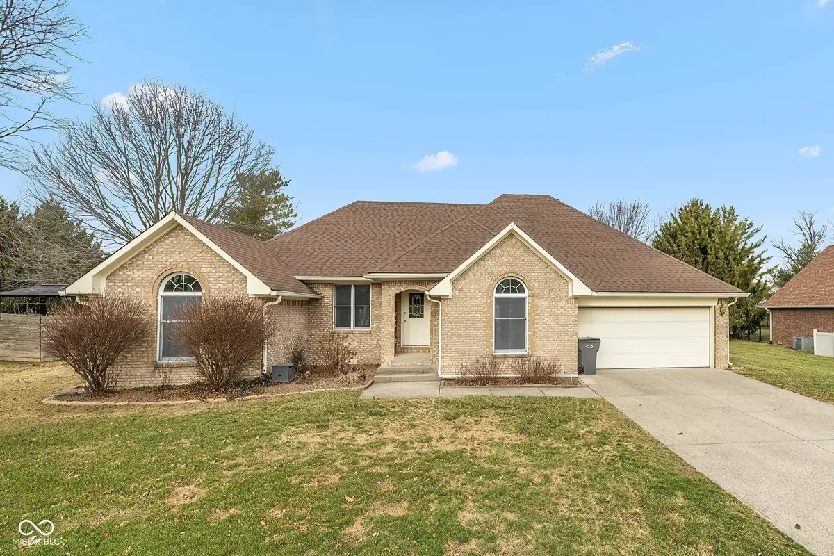 218 Deer Trace Court, Pittsboro, IN 46167 - #1