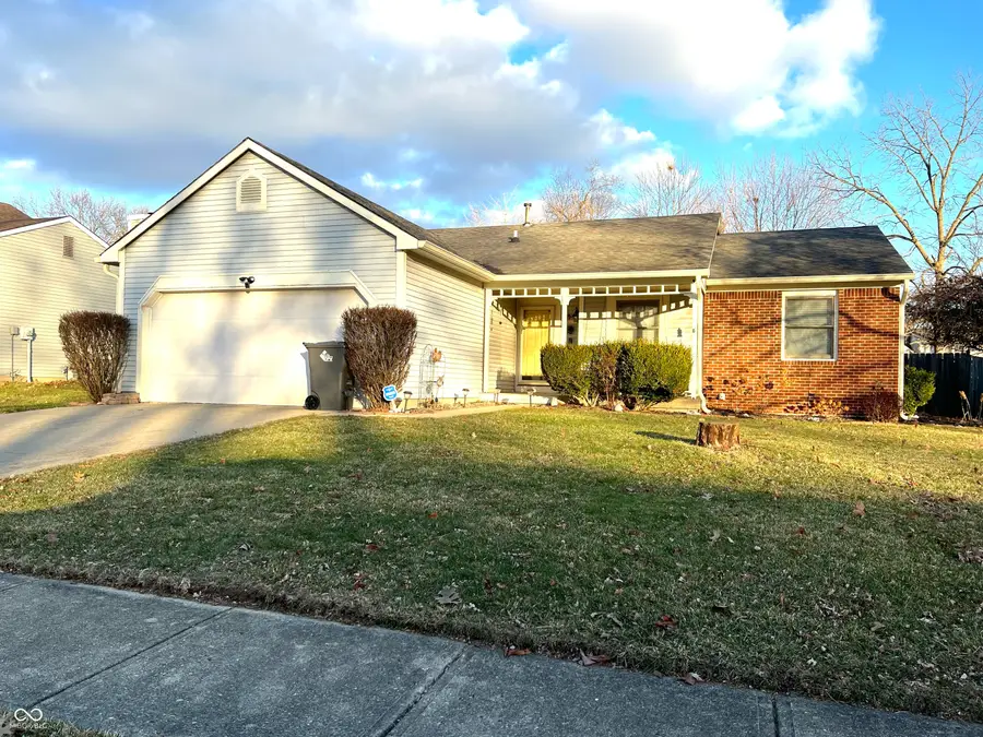 633 Delray Drive, Indianapolis, IN 46241 - Image #2