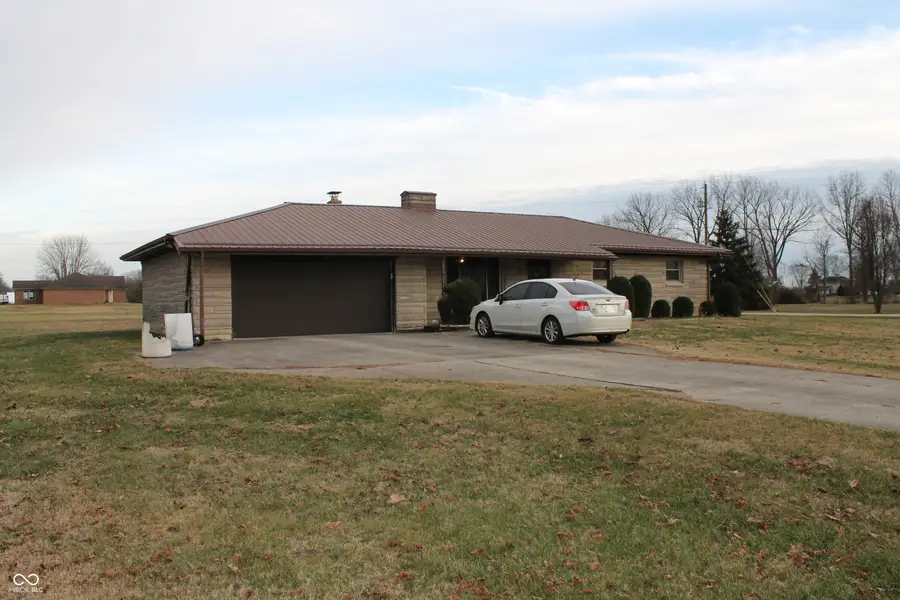 9508 E County Road 700 N, Seymour, IN 47274 - #2
