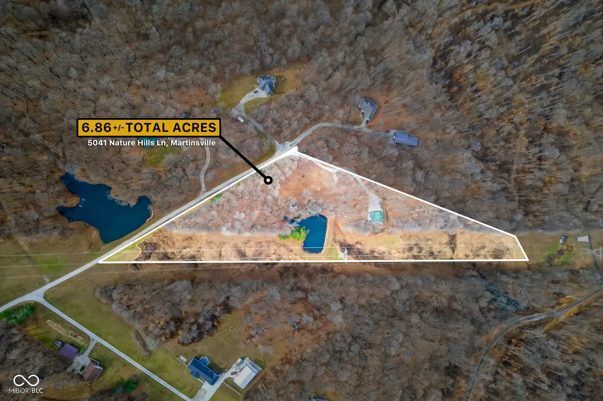 5041 N Nature Hills Lane, Martinsville, IN 46151 - #1