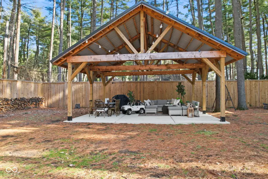 7643 Dean Road, Indianapolis, IN 46240 - Image #3