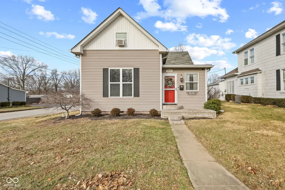 400 W Main Street, Greenwood, IN 46142 - #1