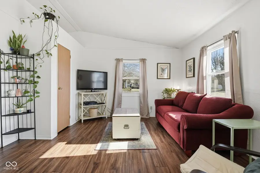 330 N 19th Avenue, Beech Grove, IN 46107 - Image #3