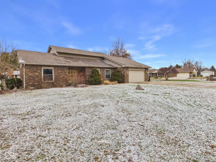 2111 Round Barn Road, Anderson, IN 46017 - #2