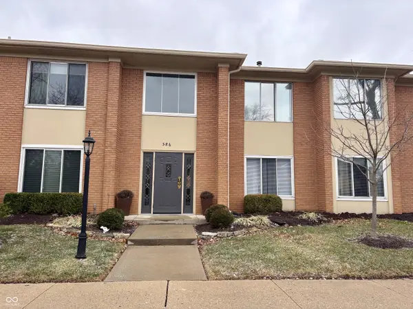 586 Hunters Drive #Apt B, Carmel, IN 46032
