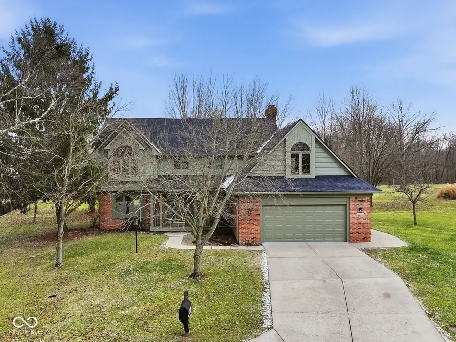11021 Brentwood Avenue, Zionsville, IN 46077 - Image #2