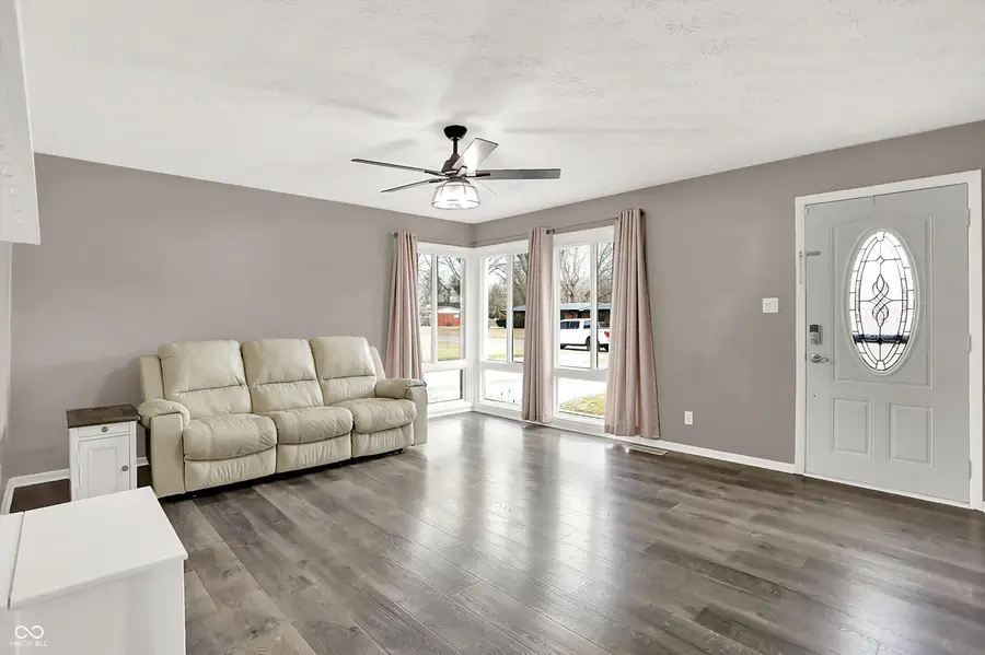 470 Robbins Drive, Greenwood, IN 46142 - #3