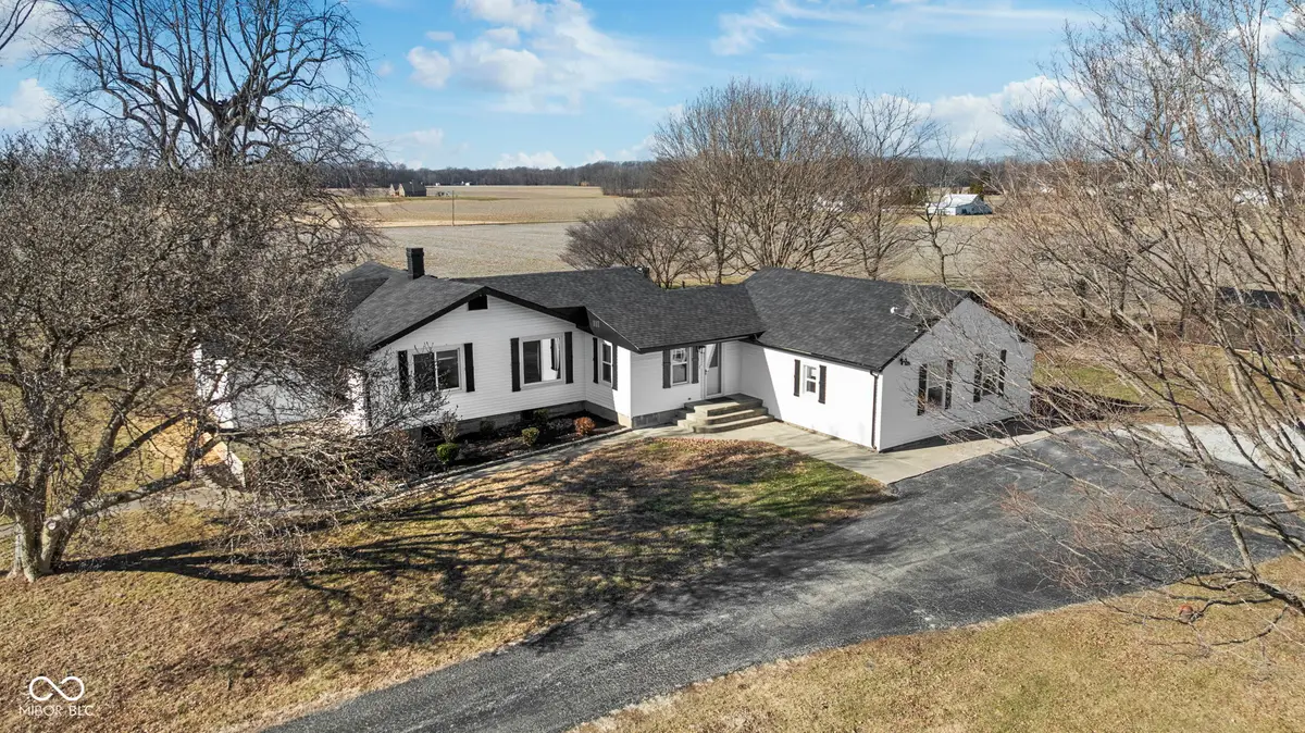 12660 E Grotto Road, Brazil, IN 47834 - Image #1