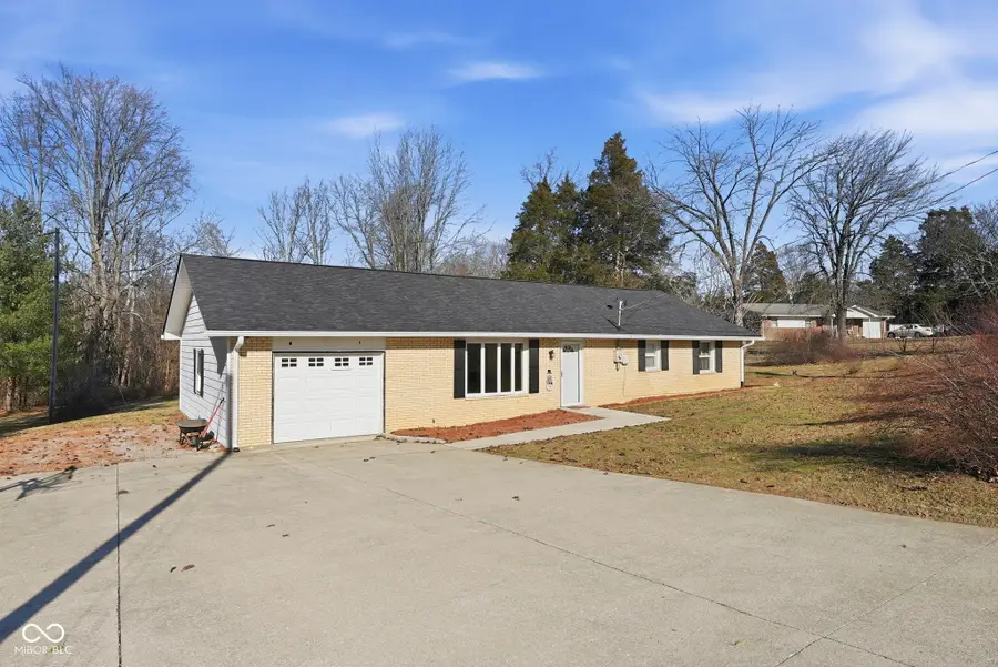 1880 E Deb Drive, North Vernon, IN 47265 - #3