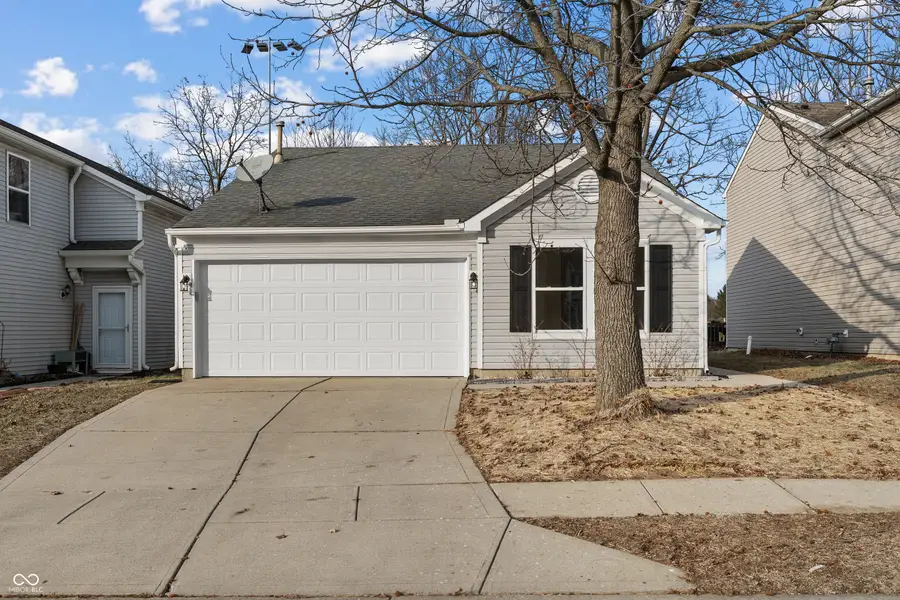 490 Harmony Drive, Greenwood, IN 46143 - #2